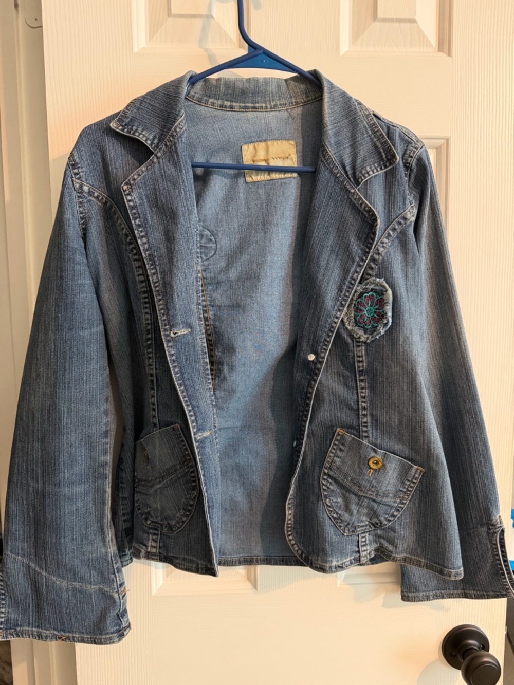 Light Blue Denim Women's Jacket with Embroidered Patch
